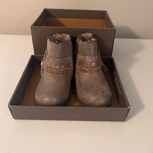 NWT - Fall Toddler Boots - size 6
